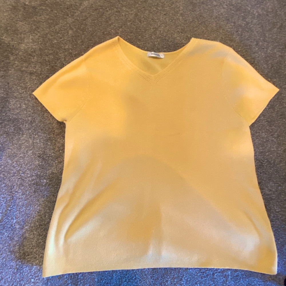 Dress Barn Women’s Sweater. Never worn!